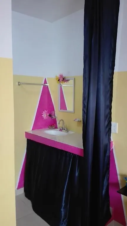 Appartamenti Melissa 2 بلايا ديل كارمن 3*,