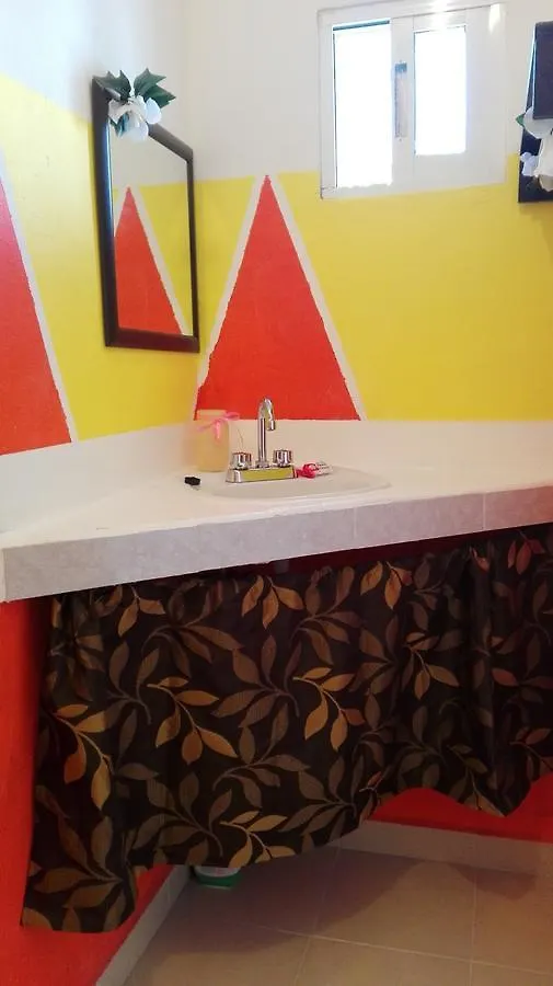 بيت ضيافة Appartamenti Melissa 2 بلايا ديل كارمن