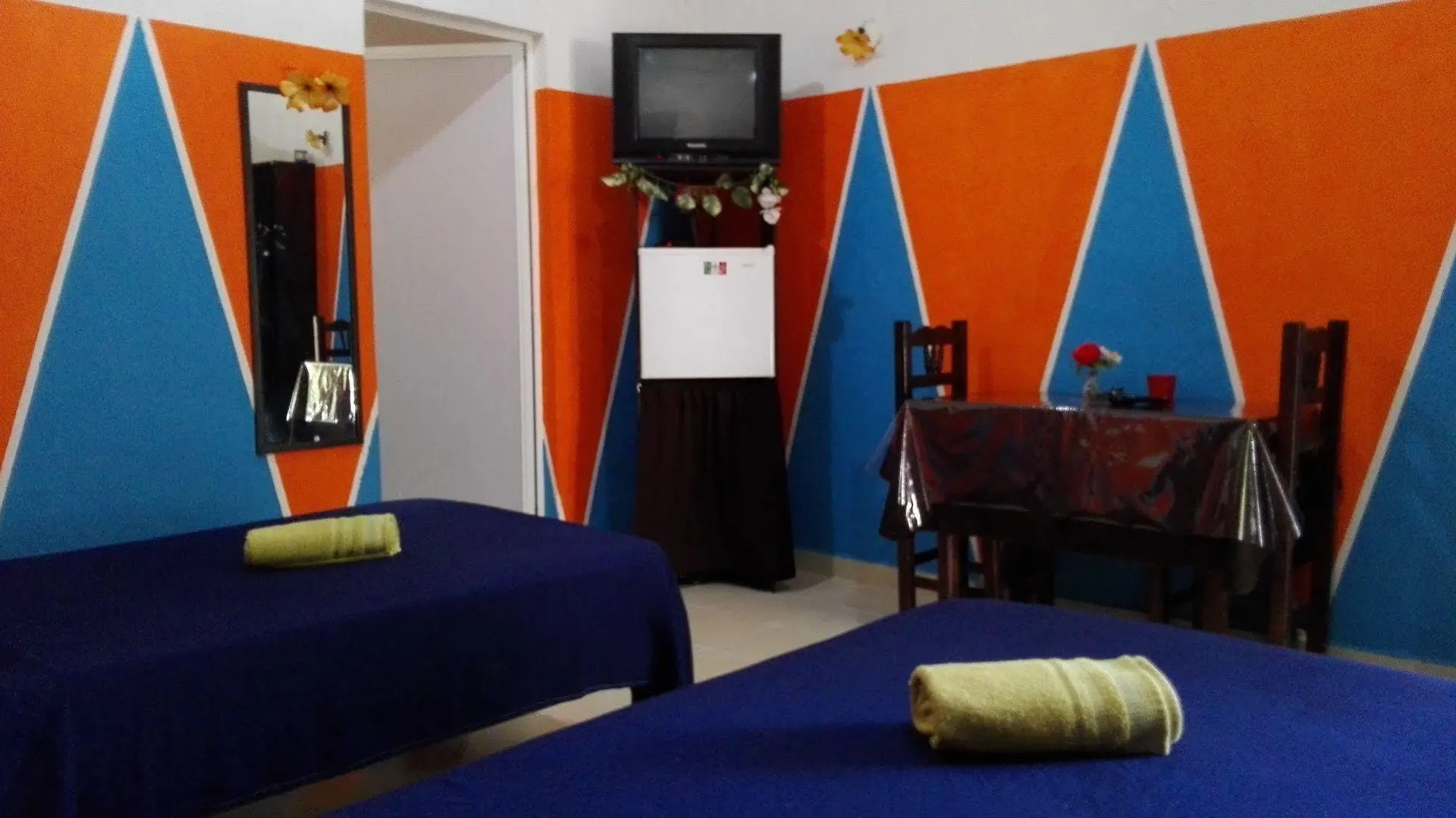بيت ضيافة Appartamenti Melissa 2 بلايا ديل كارمن